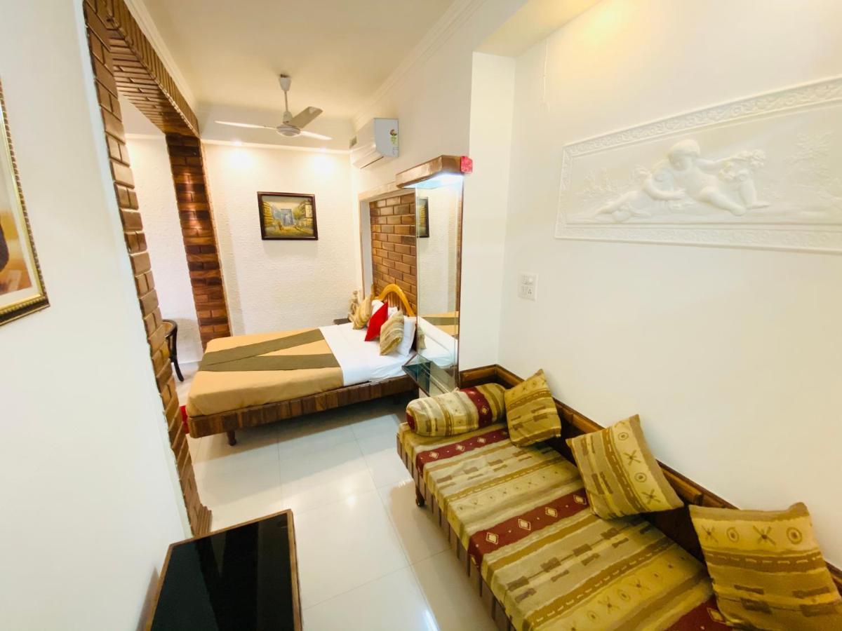 Hotel The Galaxy Jabalpur Eksteriør billede