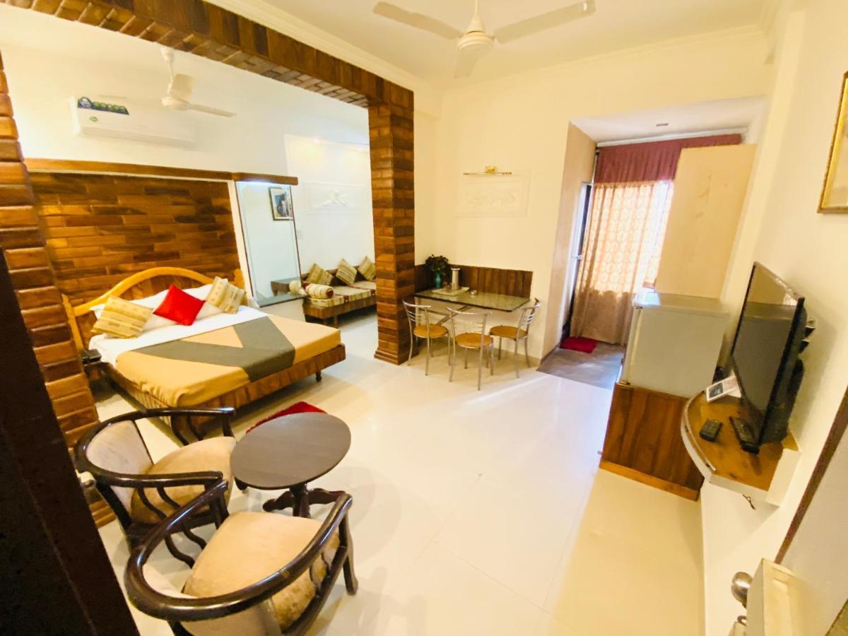 Hotel The Galaxy Jabalpur Eksteriør billede
